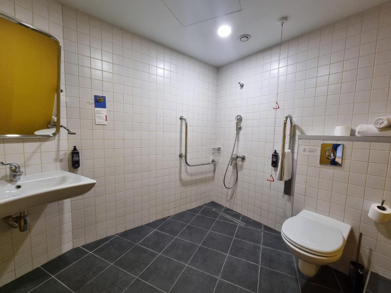 ibis budget Tbilisi Center Bagian luar foto